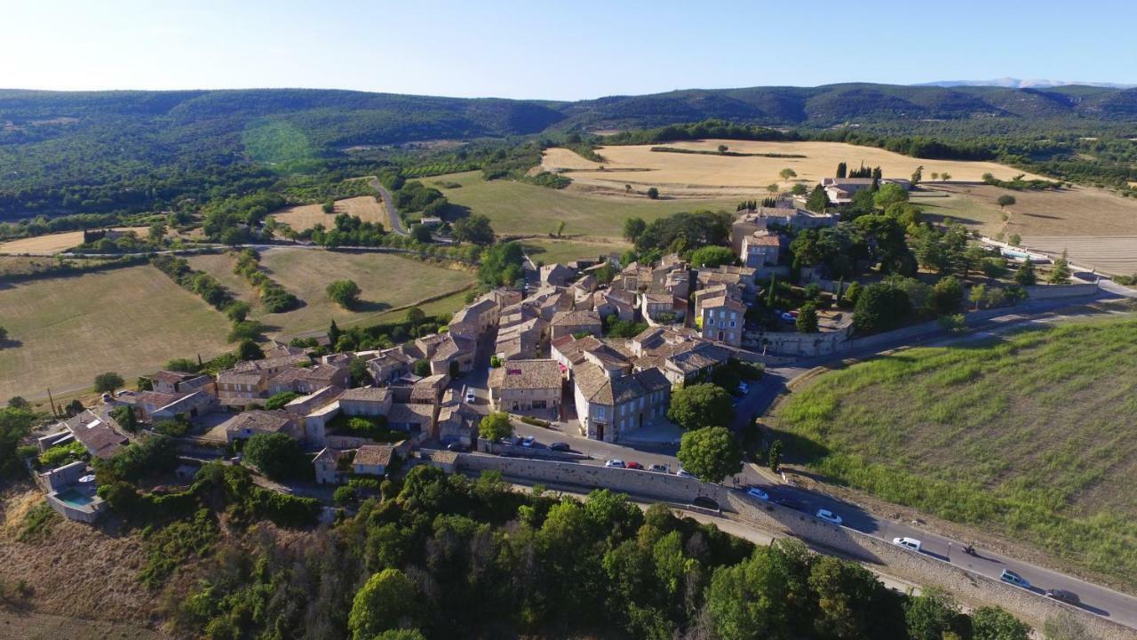 Vvf Luberon Provence Hotel Murs  Bagian luar foto