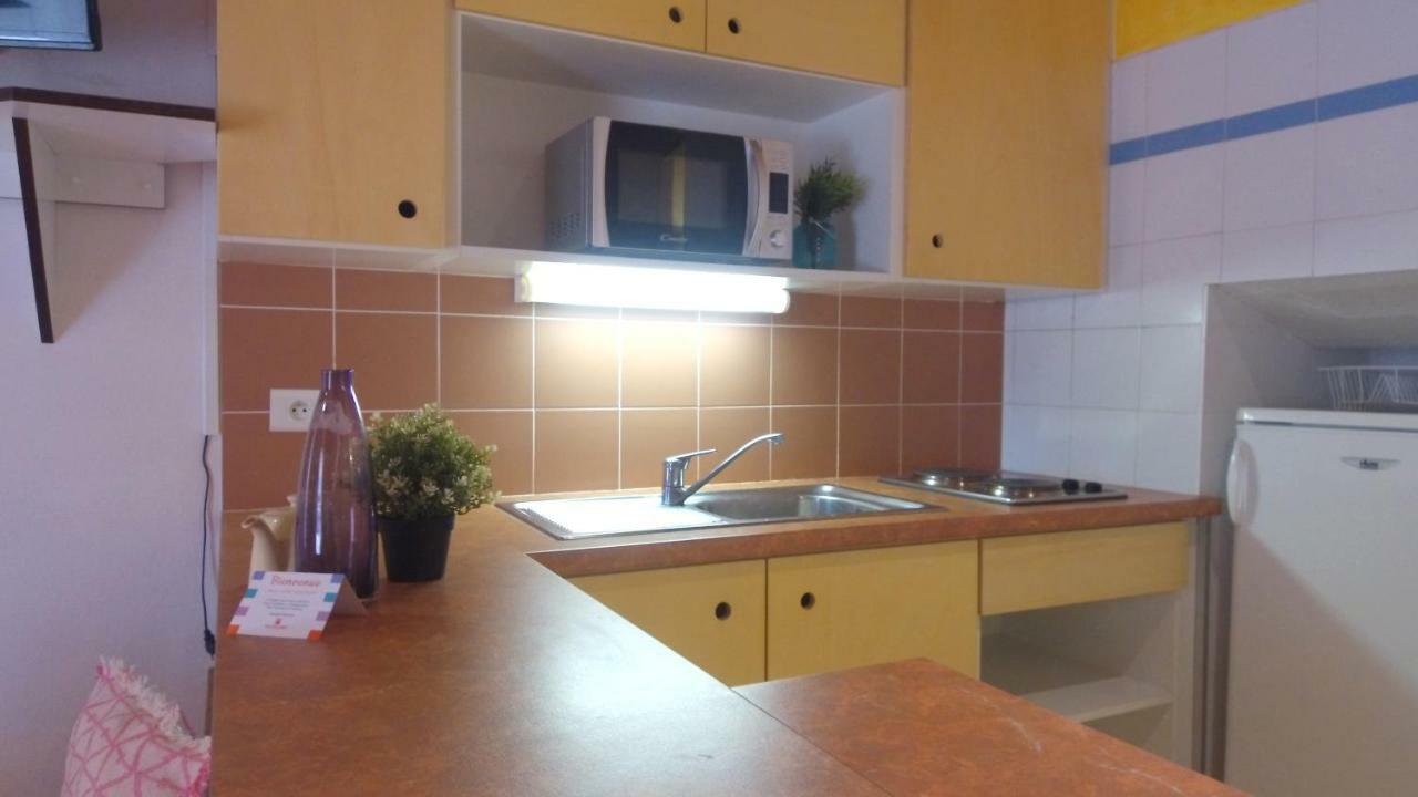 Vvf Luberon Provence Hotel Murs  Bagian luar foto